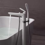 Voľne stojaca vaňová batéria BALANCE DN15 biela/chróm