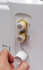 Kombinovaná vodovodná batéria so sušičom rúk Jet Dryer AIRTAP hranatá, chróm