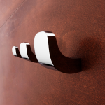 NIKAU Háčik minimalistický oblý, chróm