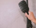 Sprchový stĺp s termostatickou batériou RAVAK 10° Free, so sprchovým setom, čierna
