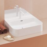 Umývadlo Ceramic Slim Wall R 550 mm, s otvorom pre batériu/s prepadom, biele