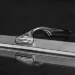 Stierka na sklo s logom, nerez